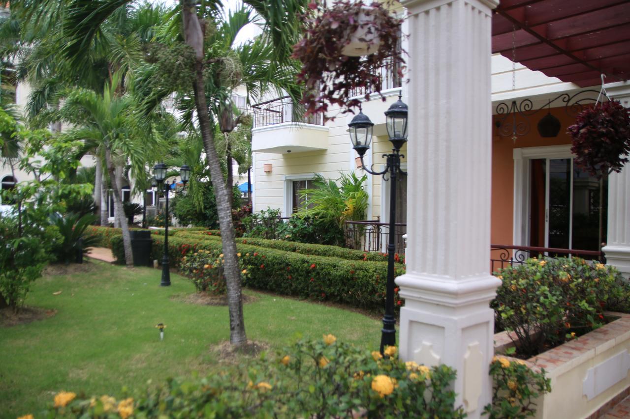 Hotel Dominicana Plus Bávaro Buitenkant foto